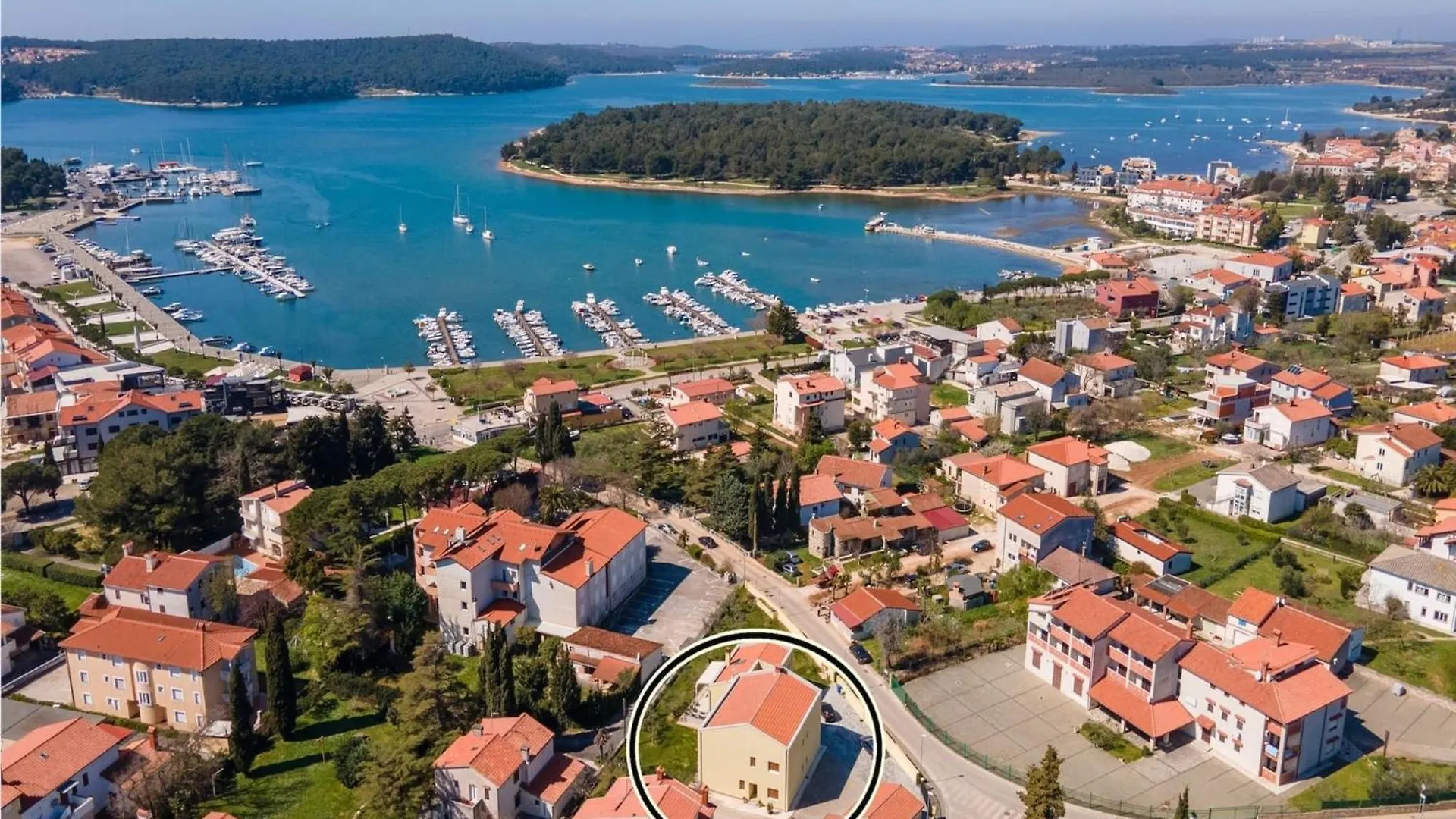 4 Guests Apartment In Medulin
